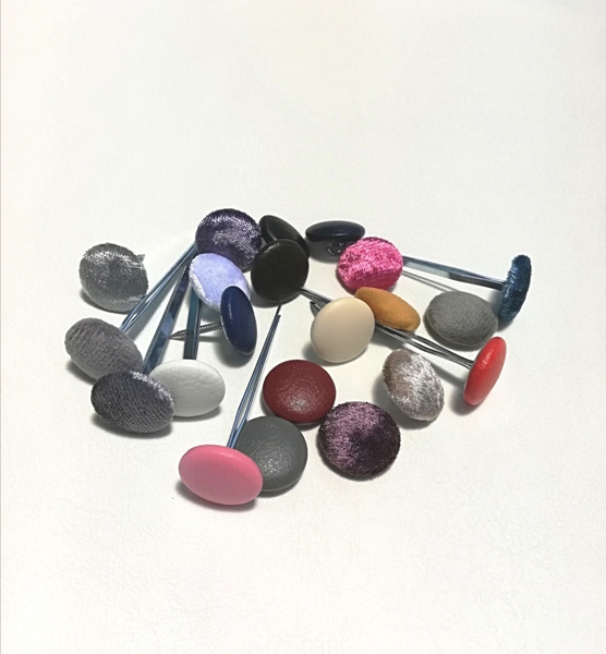 No 45 Covered Tape Back Buttons - Image 18