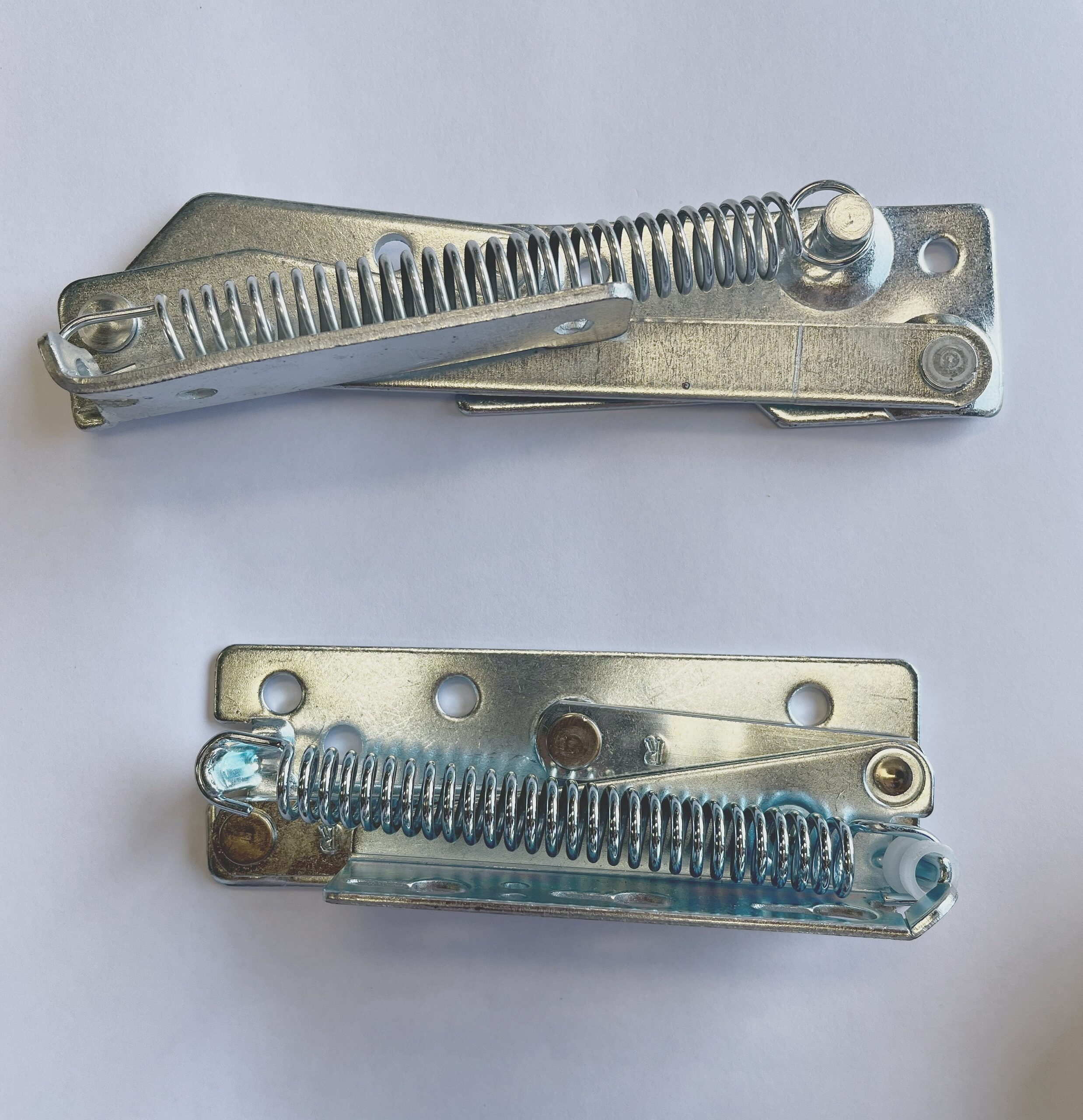 Ottoman Sprung Hinge