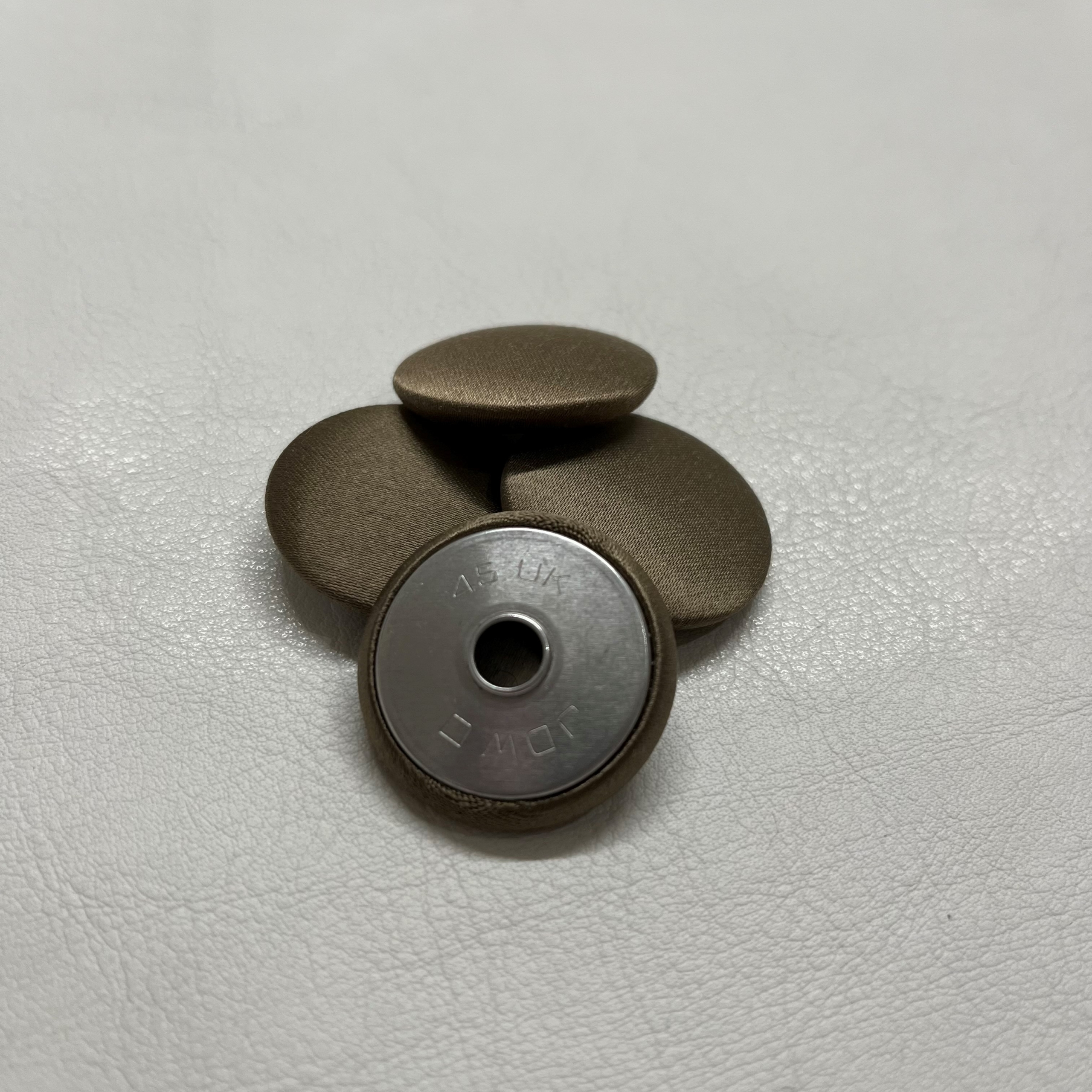 No 45 Covered Tape Back Buttons - Image 17