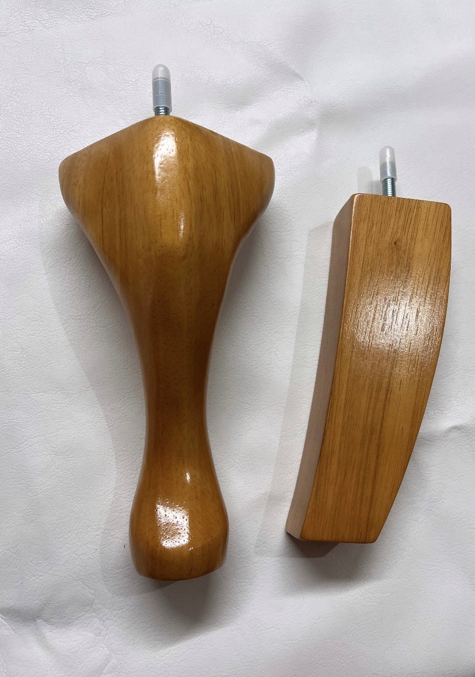 Wooden Queen Anne Leg